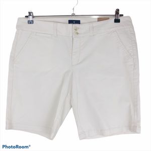 NWT American Eagle Bermuda Stretch Shorts 14